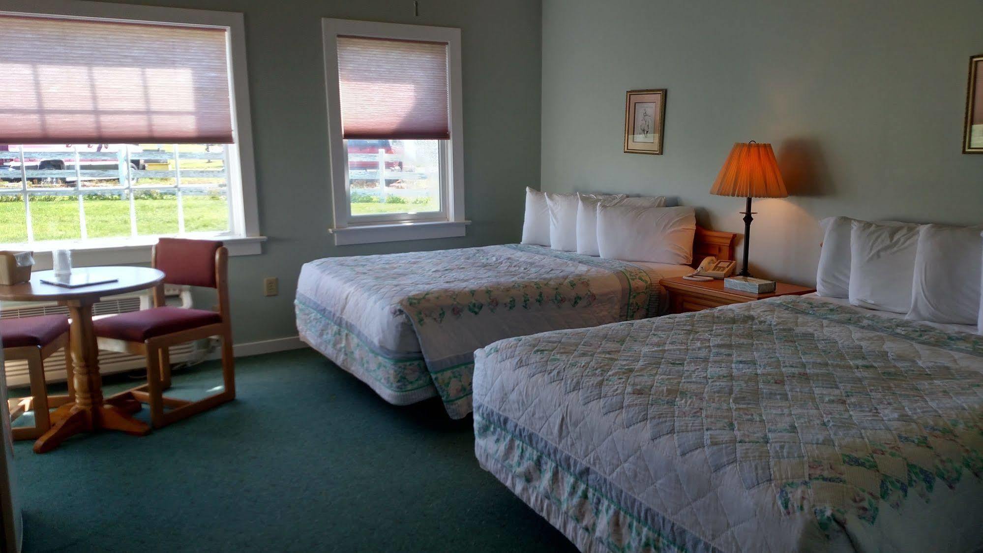 Spruce Lane Lodge And Cottages Smoketown  Luaran gambar