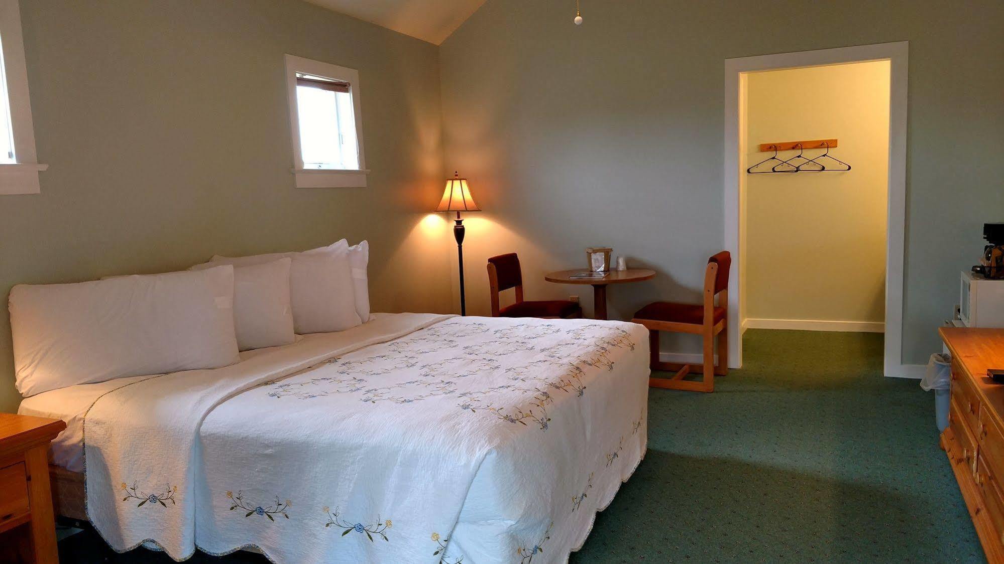 Spruce Lane Lodge And Cottages Smoketown  Luaran gambar