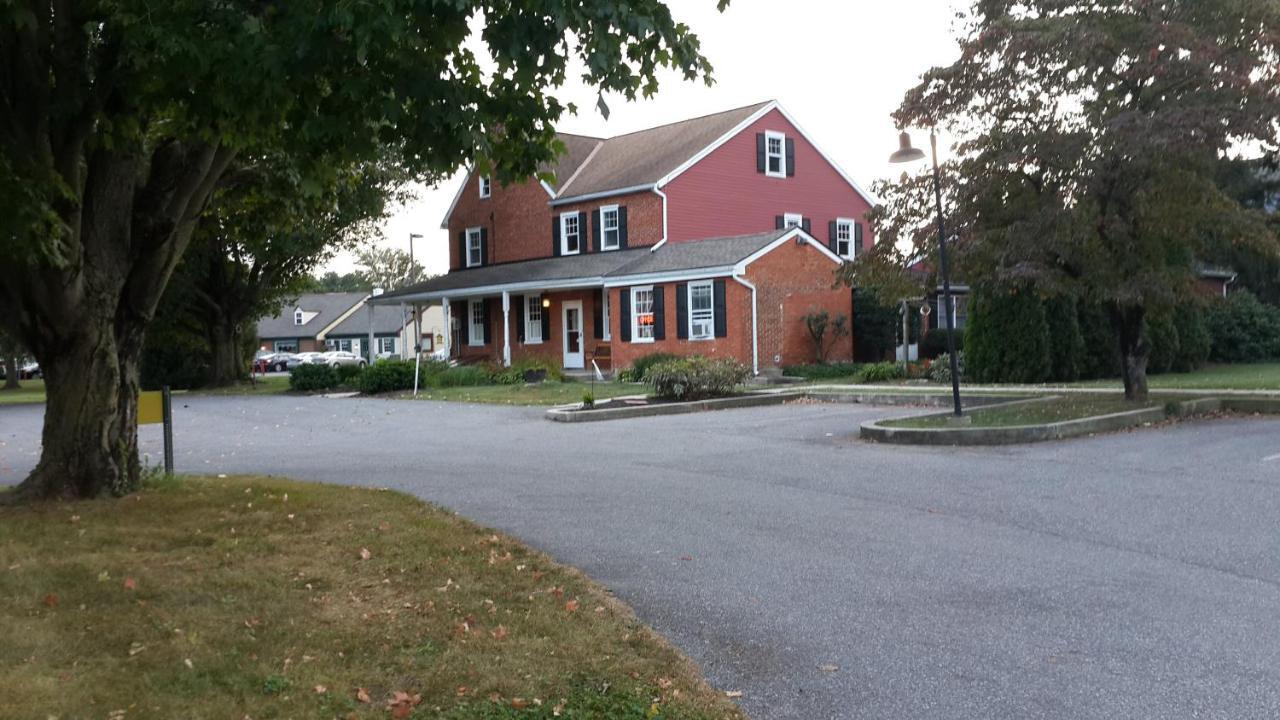 Spruce Lane Lodge And Cottages Smoketown  Luaran gambar